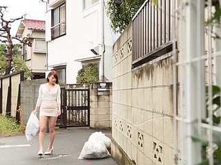 Urbane y chap-fallen tetas japonesas naturales son sabrosos en escenas de sexo