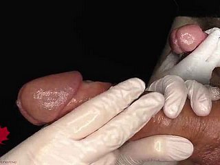 Esame doc dell'uretra e estrazione di una purview del campione di sperma